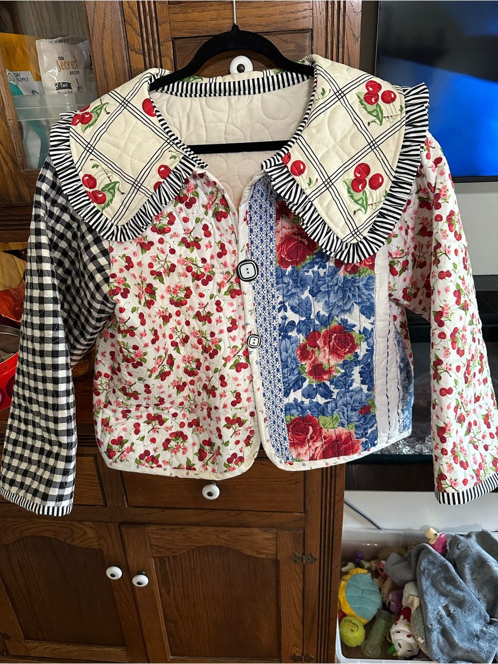 Women’s Patchwork Floral Quilted Jacket - Cherry & Blue Floral